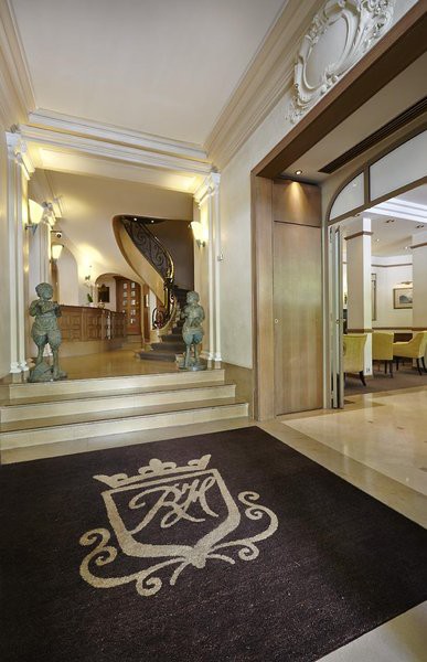 Le Royal Hôtel