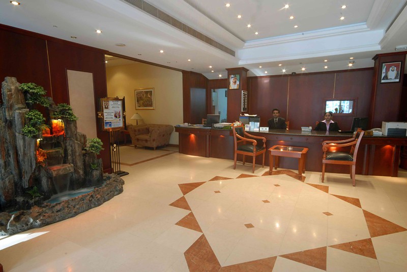 CLARIDGE HOTEL