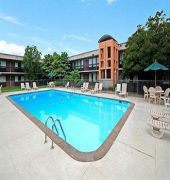 Quality Inn Roanoke Airport