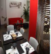 Quality Suites Victoria Garden