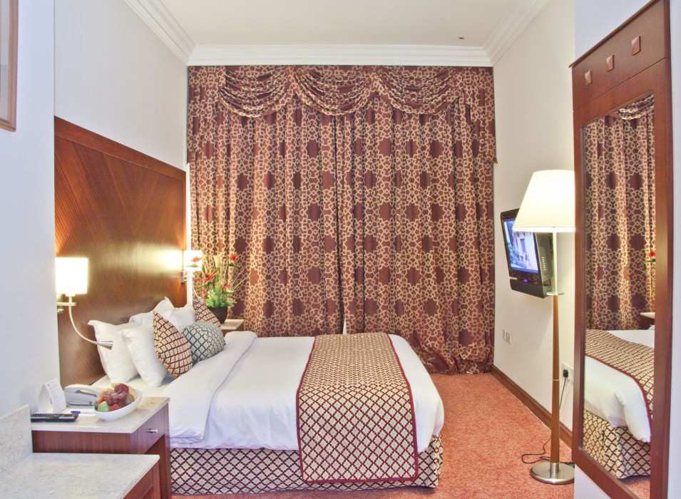 Regent Palace Hotel