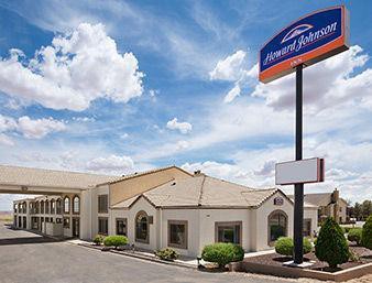 Howard Johnson by Wyndham Holbrook