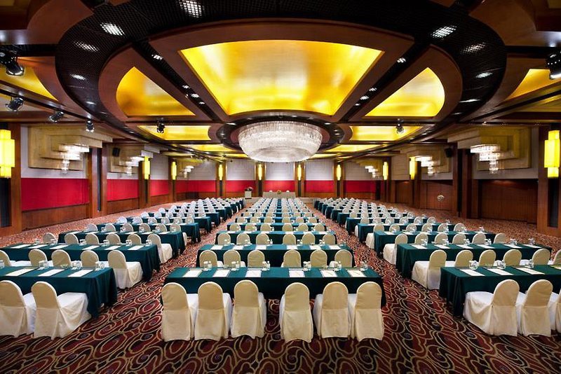 Sunworld Dynasty Hotel