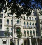 Shangri-La Hotel, Paris