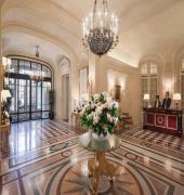 Shangri-La Hotel, Paris