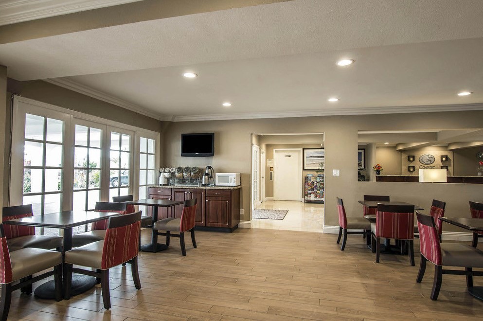 Comfort Suites San Clemente Beach