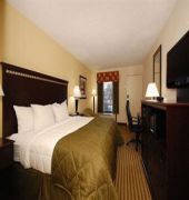 Clarion Inn & Suites Haywood Mall Area