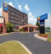 Comfort Inn & Suites Madison - Airport
