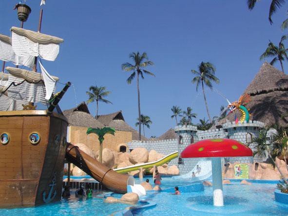 Crown Paradise Club Puerto Vallarta