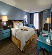 Crowne Plaza Chicago O’Hare Hotel & Conference Center