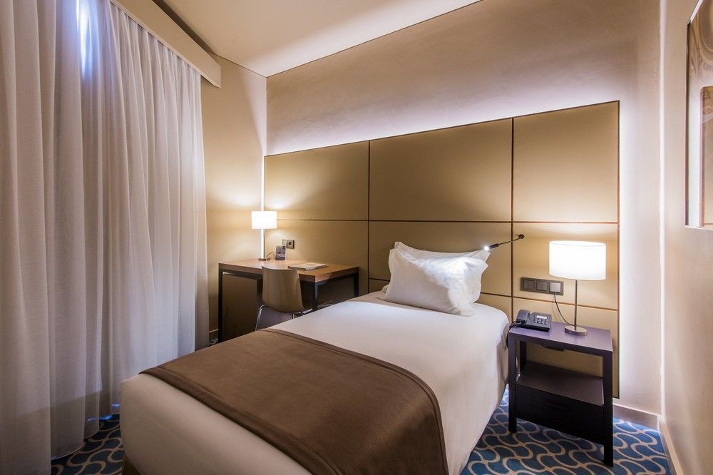 Hotel Dom Henrique Downtown