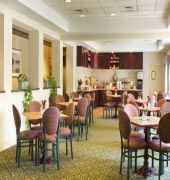 Hawthorn Suites By Wyndham Franklin/Milford Area