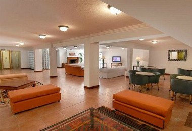 Golden Beach Resort and Spa