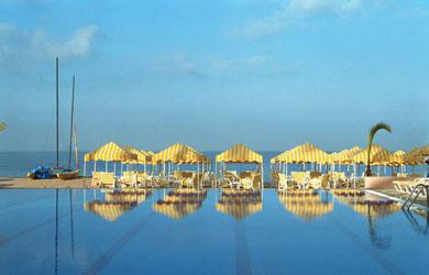 Crown Paradise Golden Hotel