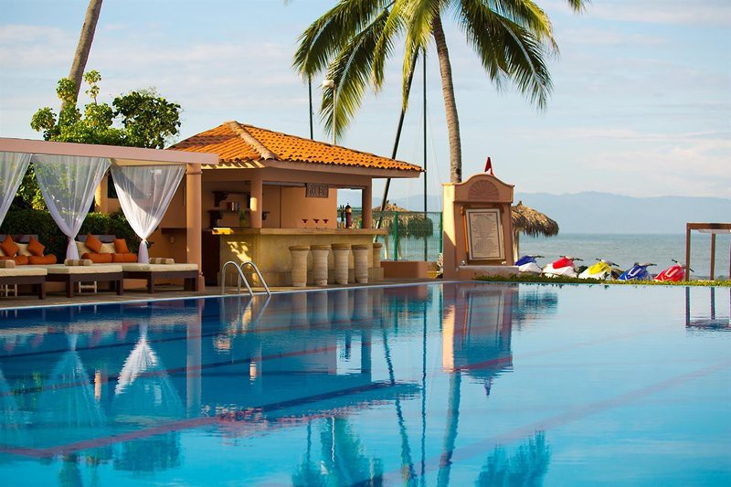 Crown Paradise Golden Hotel