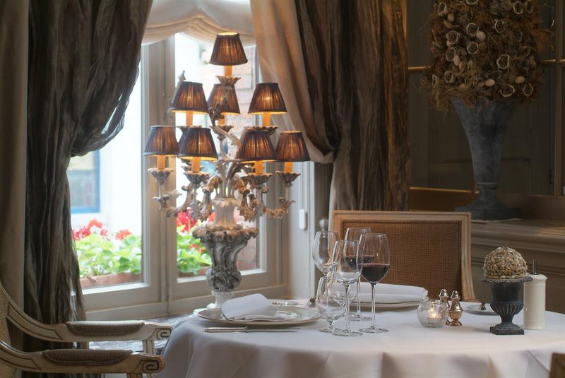 Hotel De Castillion
