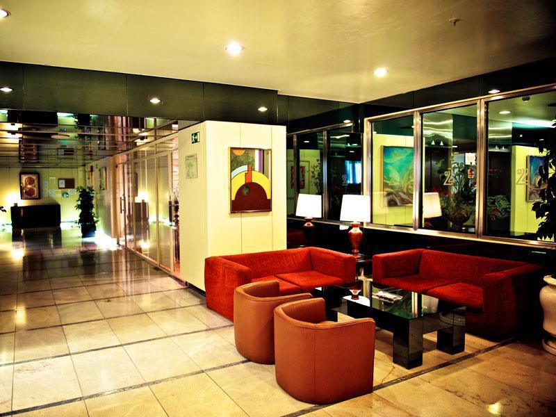 Apartamentos Eurobuilding 2