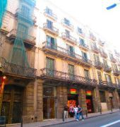 Palau de la Musica Apartments