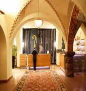 Linna Hotel