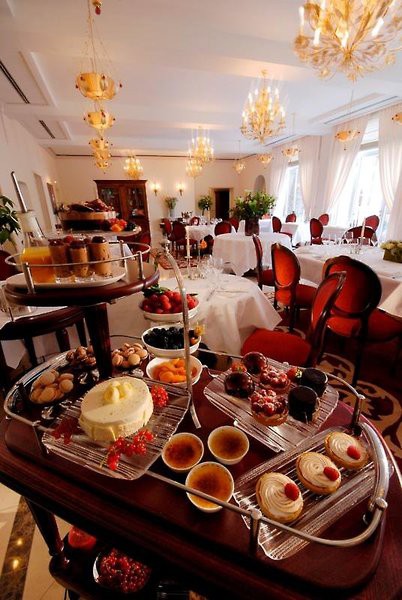 Hotel Dukes' Palace 5*
