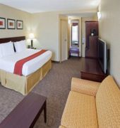 Holiday Inn Express Washington DC East - Andrews AFB