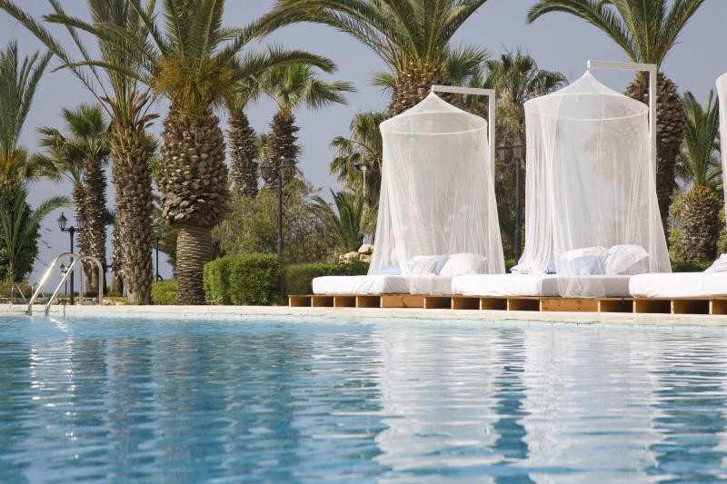 SENTIDO Sandy Beach