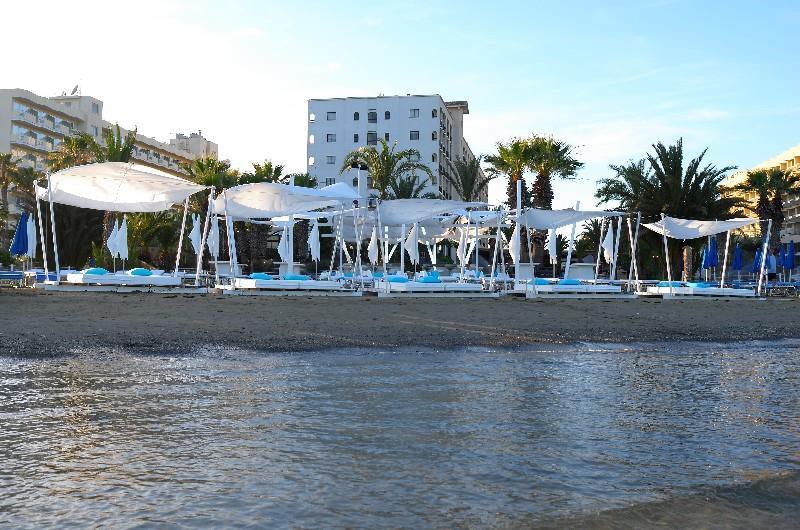 SENTIDO Sandy Beach