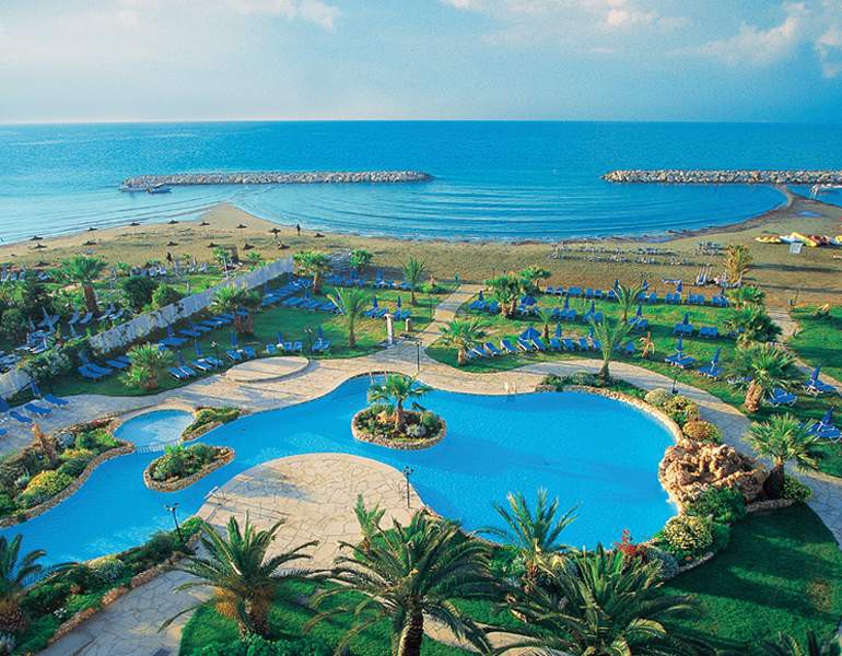 SENTIDO Sandy Beach
