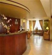 Holiday Inn Express & Suites Montreal Airport