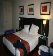 Holiday Inn Express & Suites Montreal Airport