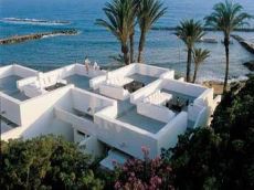 Almyra Hotel