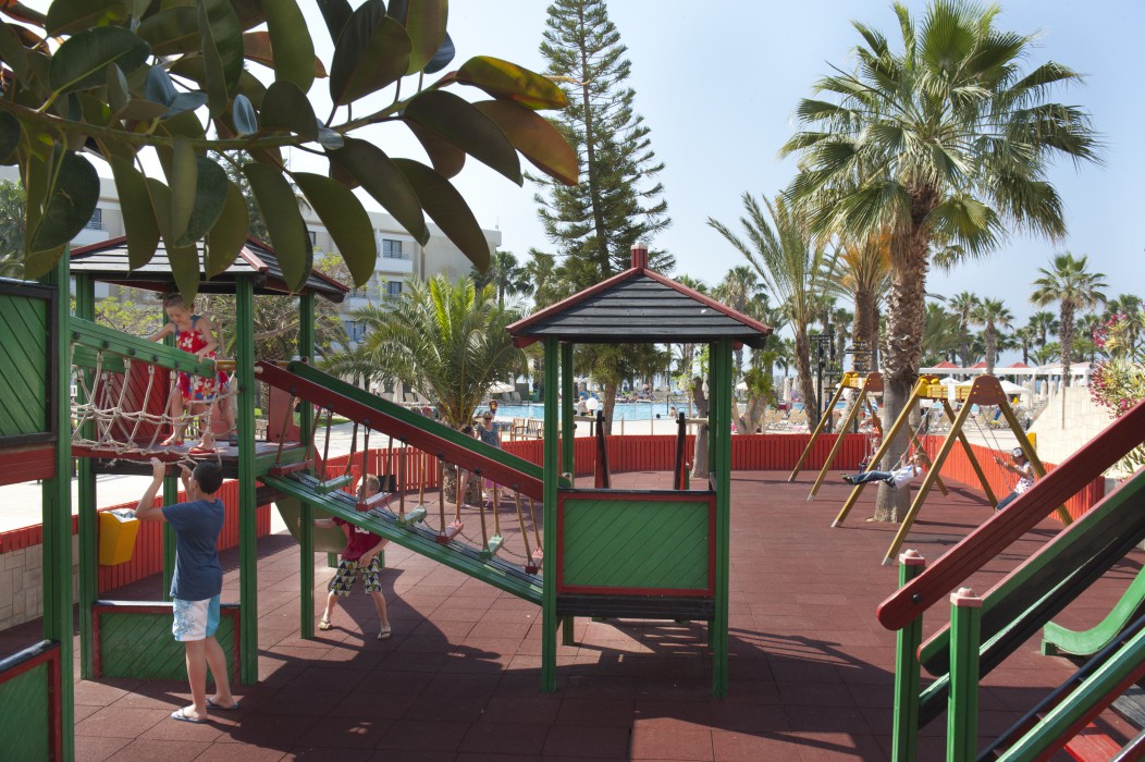Louis Phaethon Beach Club
