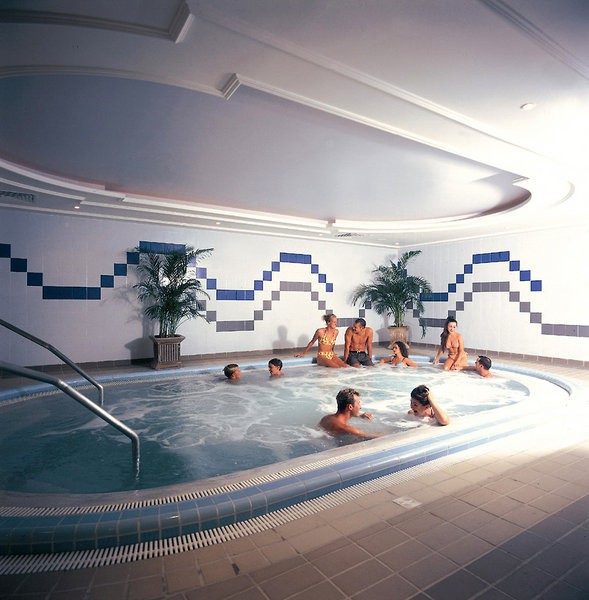 Louis Phaethon Beach Club