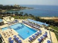 Queens Bay Hotel
