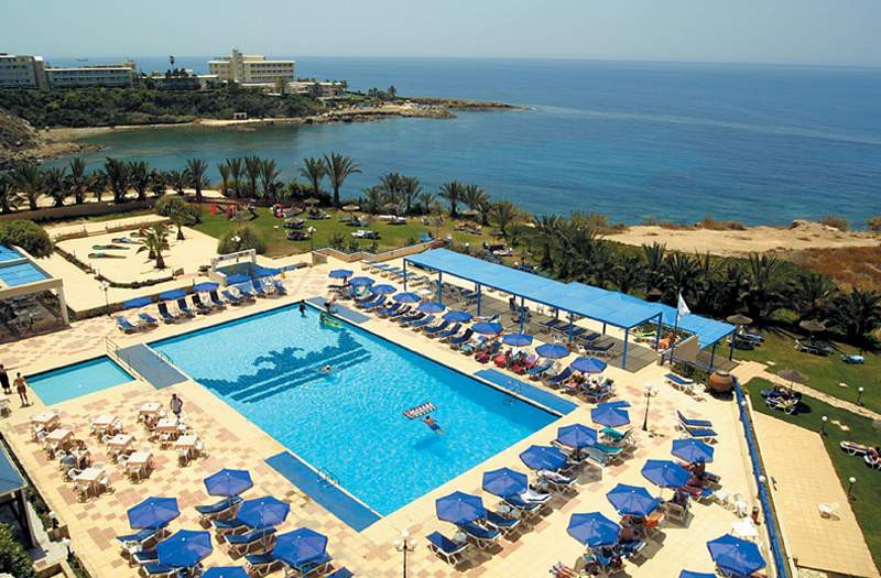 Queens Bay Hotel