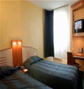 HOLIDAY INN GARDEN COURT BRUSS
