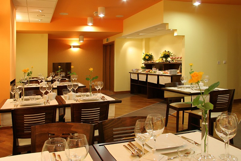 ASCOT HOTEL***