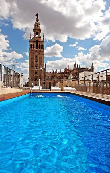 EME Catedral Hotel