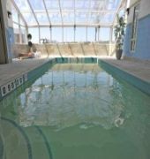 Monte Carlo Inns - Barrie Suites