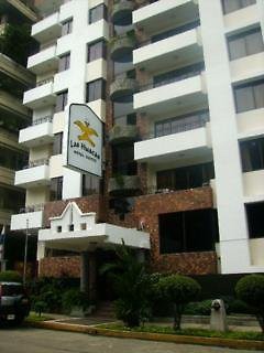 Az-Hotel & Suites