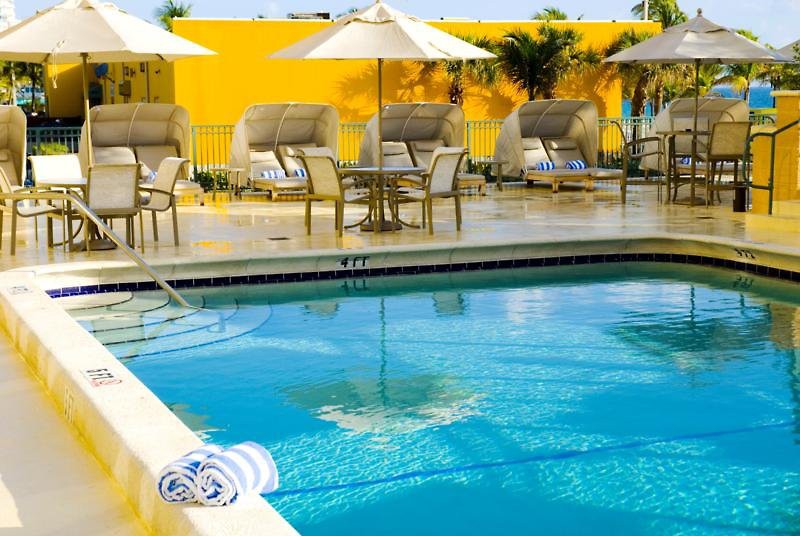 Courtyard Fort Lauderdale Beach