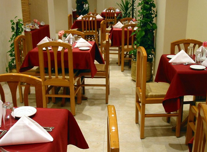 Royal House Hotel