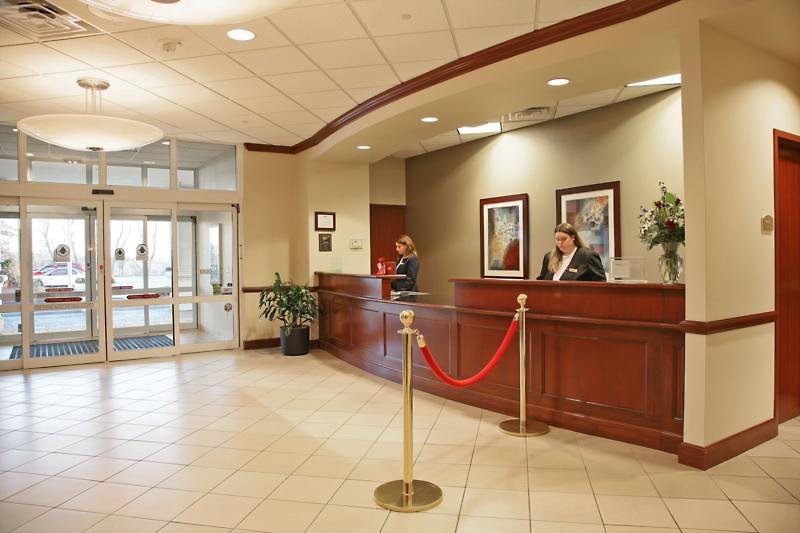 Crowne Plaza Suites Pittsburgh South