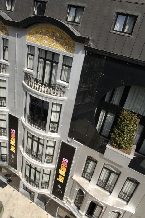 Be Manos Hotel