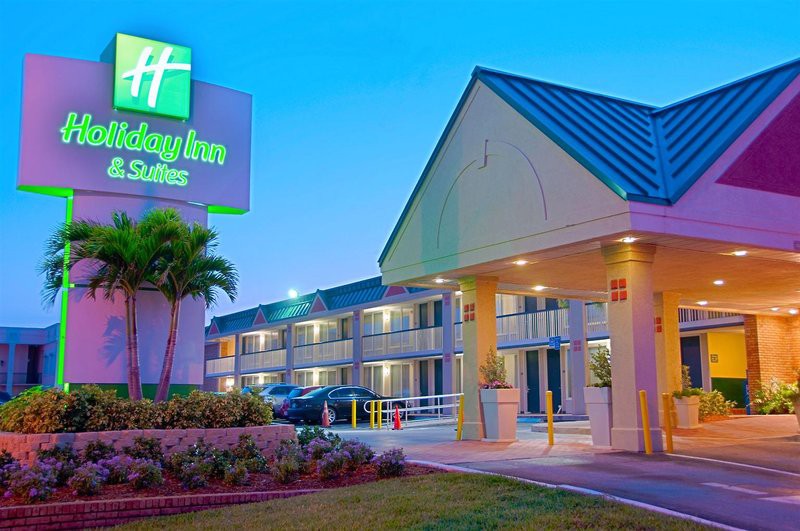 Holiday Inn Hotel & Suites Vero Beach-Oceanside