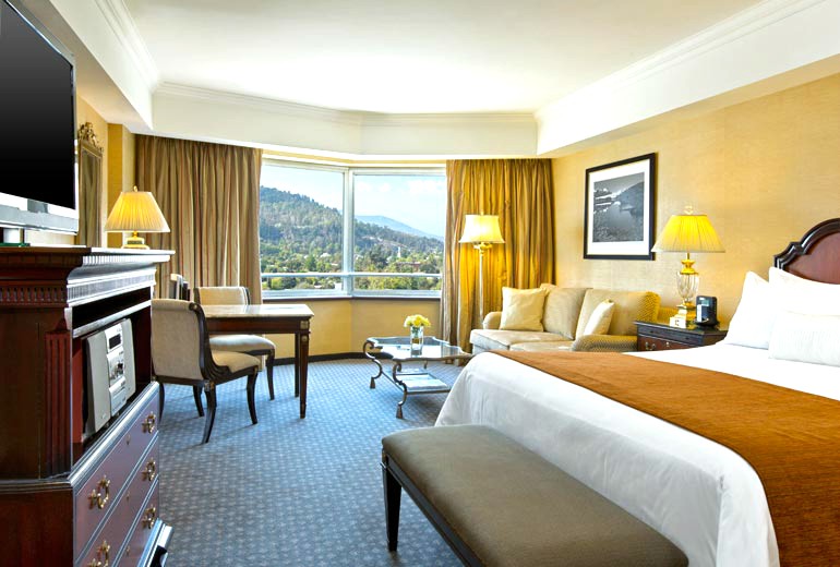 San Cristobal Tower, a Luxury Collection Hotel, Santiago
