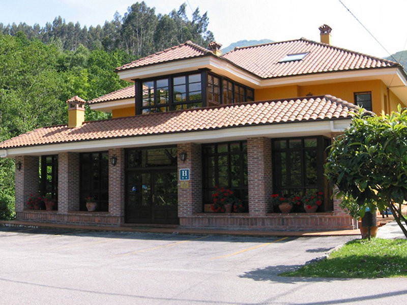 Hotel Benzua
