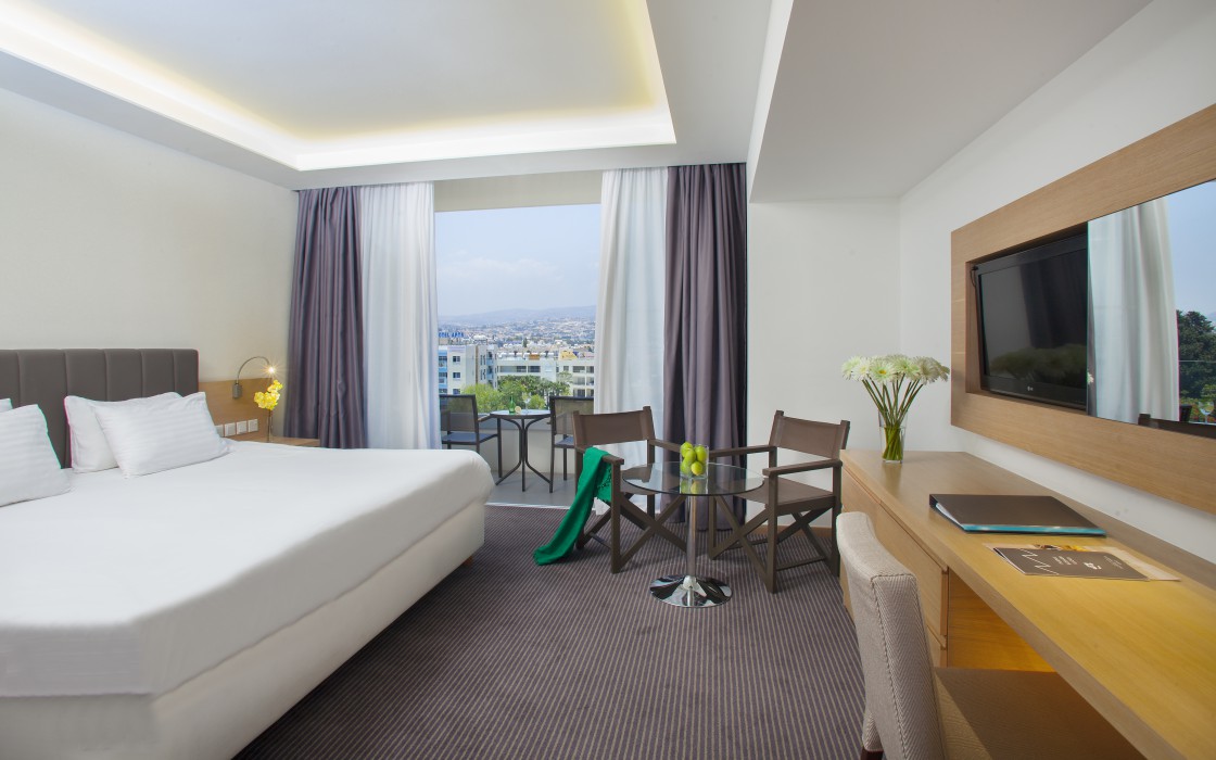 LOUIS APOLLONIA BEACH HOTEL