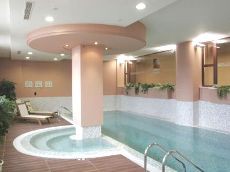 Yantra Grand Hotel / YANTRA GRAND HOTEL