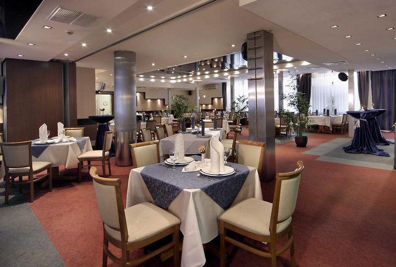 Hotel Forum